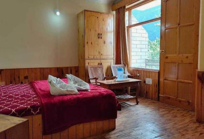 ホテル Antriksh Cottage Manali