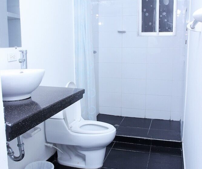 Eslait Hotel & Apartamentos