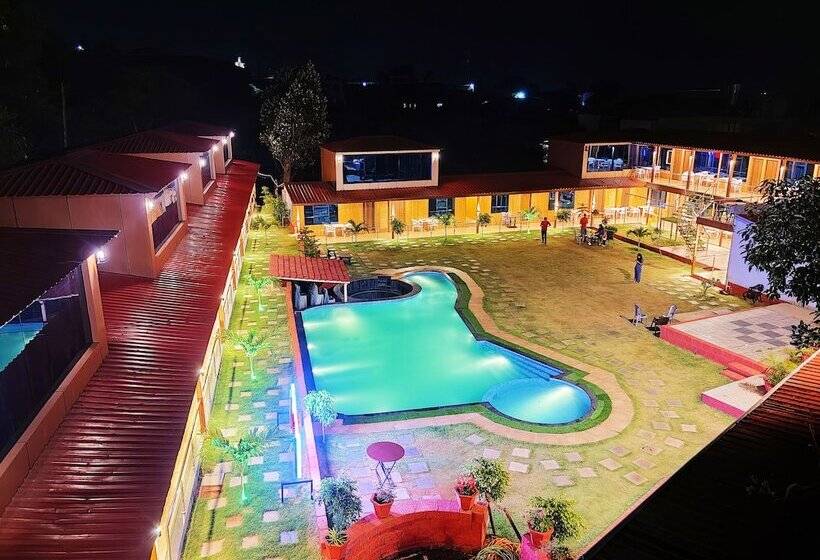 בית מלון כפרי Arya Resort & Spa