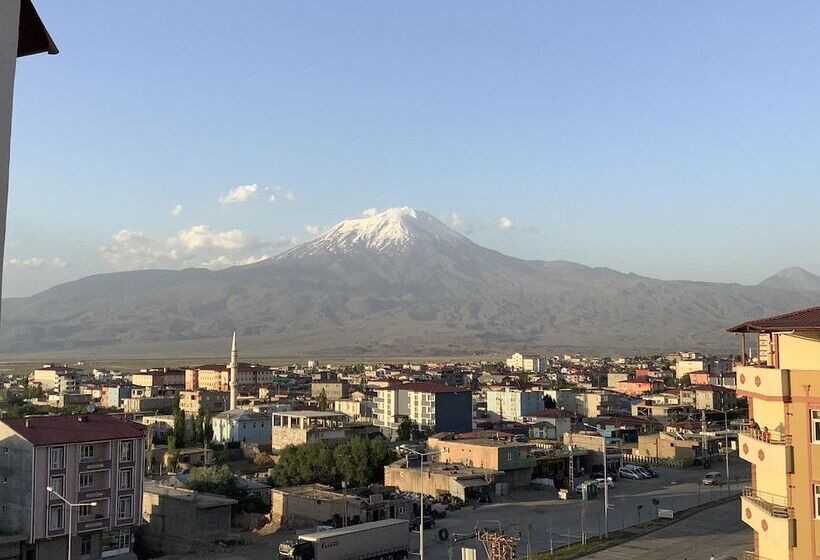 ホテル Atlihan Plus