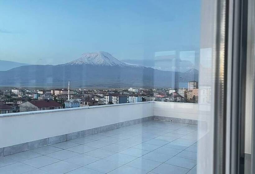 ホテル Atlihan Plus