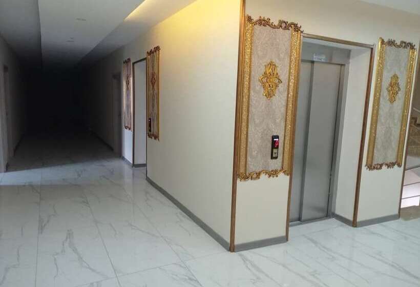 ホテル Atlihan Plus