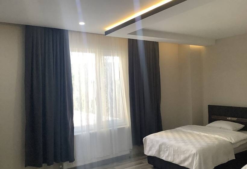 ホテル Atlihan Plus