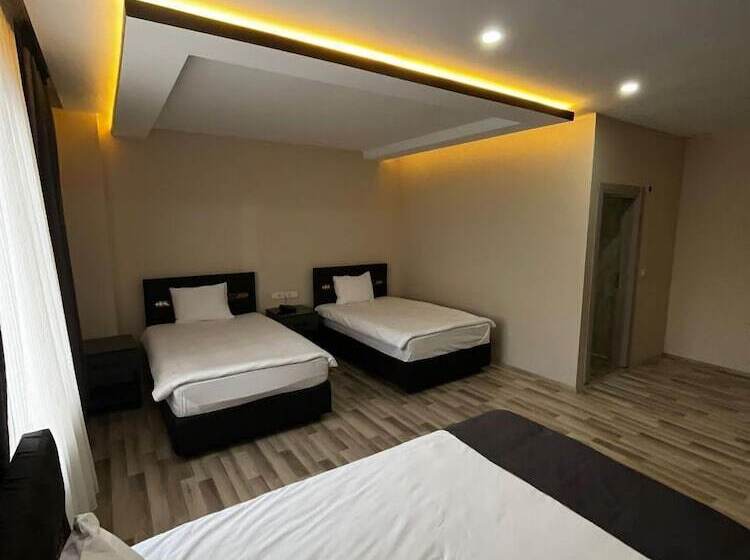 ホテル Atlihan Plus