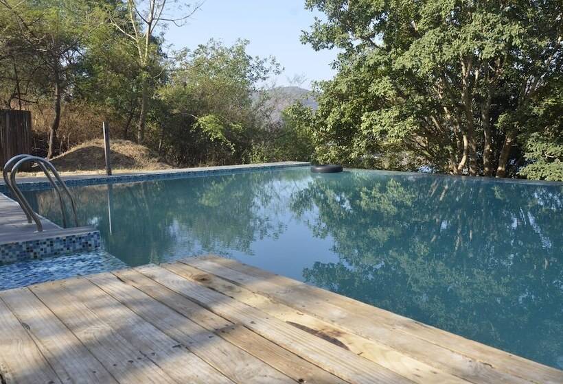 בית מלון כפרי Avanti Kalagram