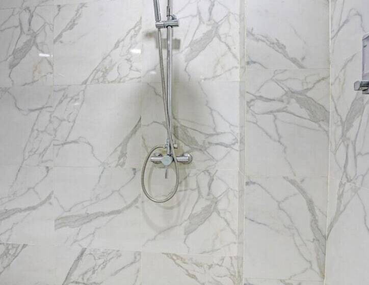 בית מלון כפרי Collection O 90783 Probolinggo Homestay