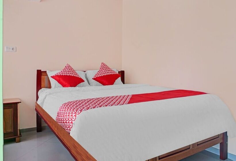 ホテル Balqies Homestay Syariah By Oyo