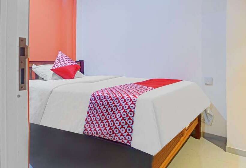 ホテル Balqies Homestay Syariah By Oyo