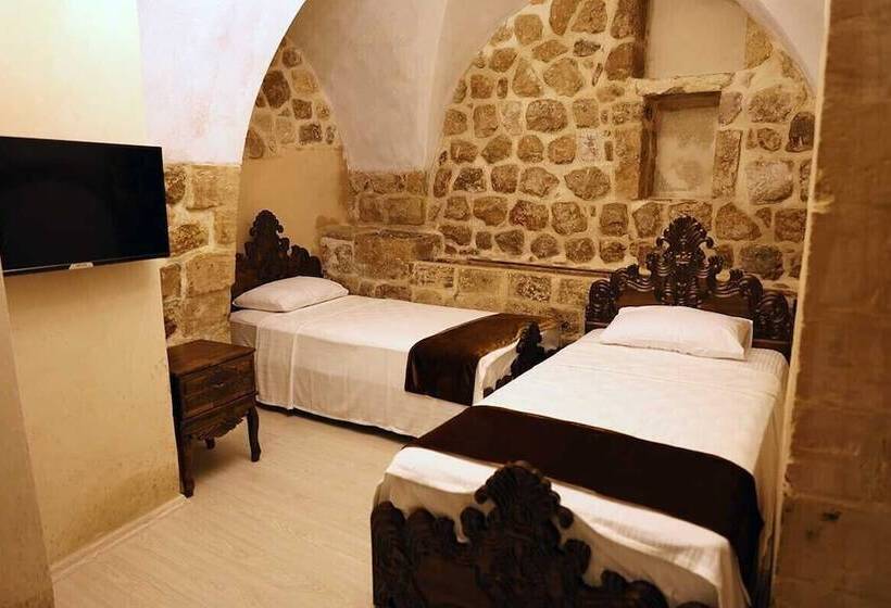 هتل Mardi̇n Bey Konaği