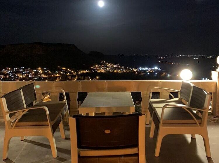 هتل Mardi̇n Bey Konaği