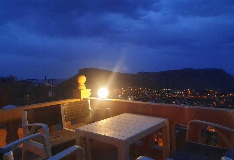 هتل Mardi̇n Bey Konaği