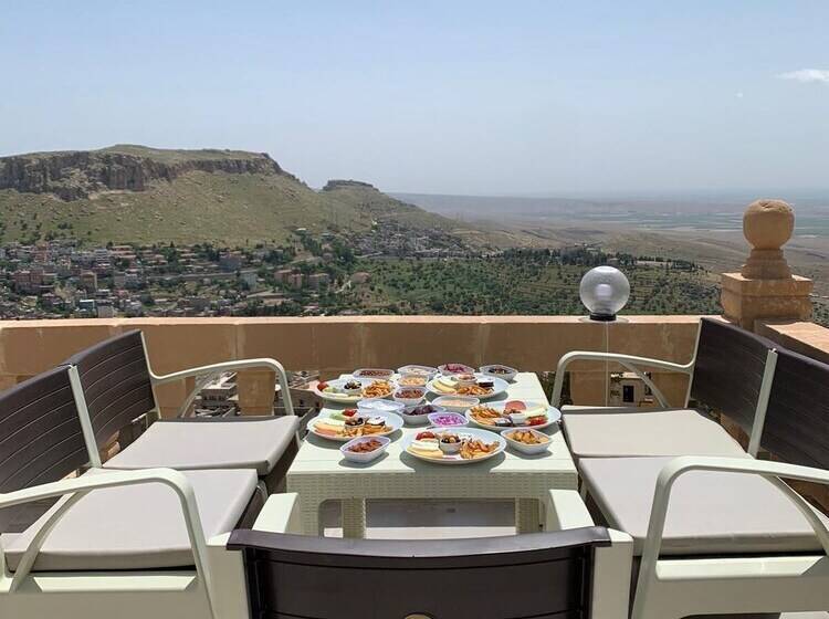 هتل Mardi̇n Bey Konaği