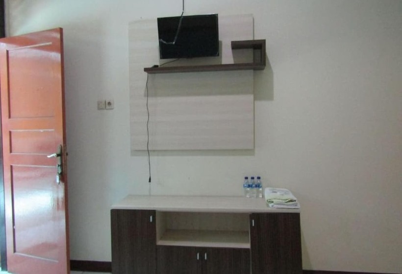 Отель Bip Tawangmangu