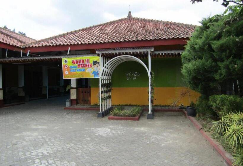 Отель Bip Tawangmangu