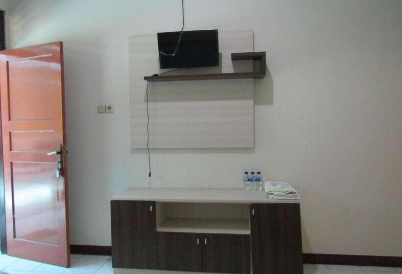 Отель Bip Tawangmangu