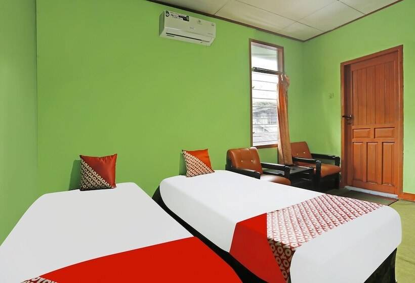 בית מלון כפרי Bone Indah By Oyo Rooms