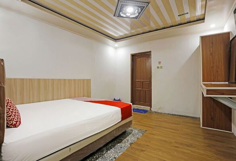 هتل Bone Indah By Oyo Rooms