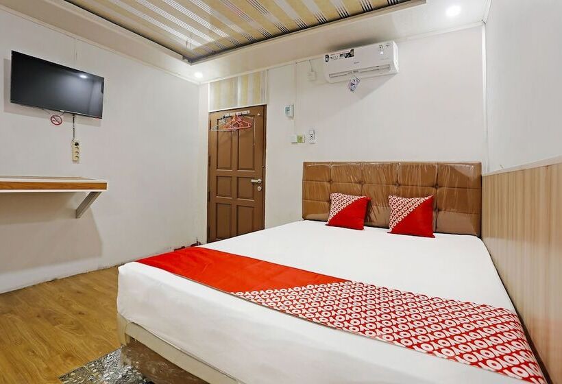 هتل Bone Indah By Oyo Rooms