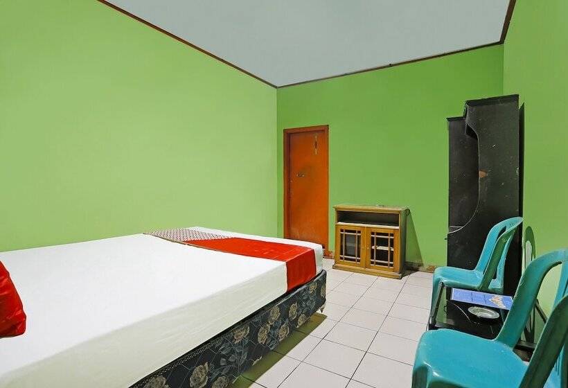 هتل Bone Indah By Oyo Rooms