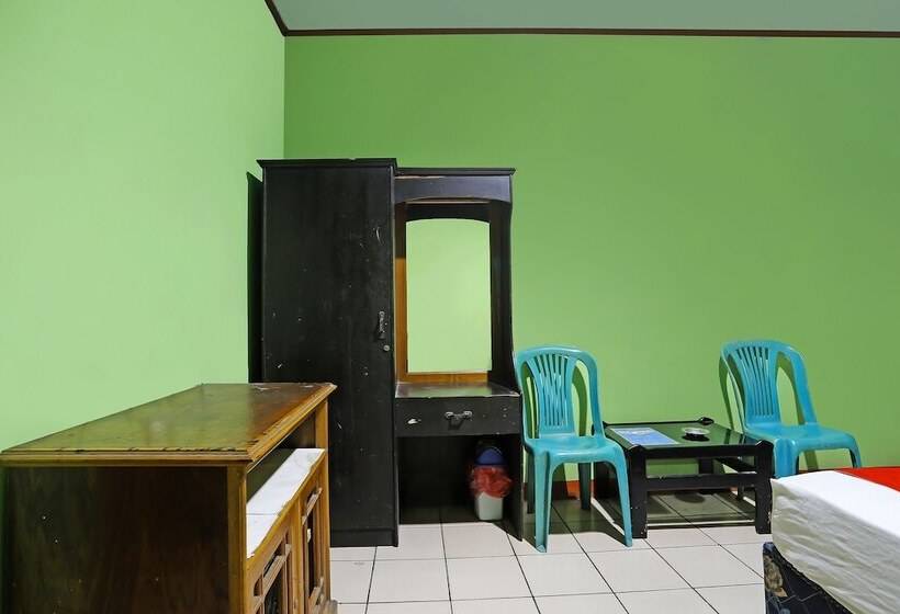 בית מלון כפרי Bone Indah By Oyo Rooms