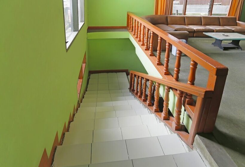 בית מלון כפרי Bone Indah By Oyo Rooms