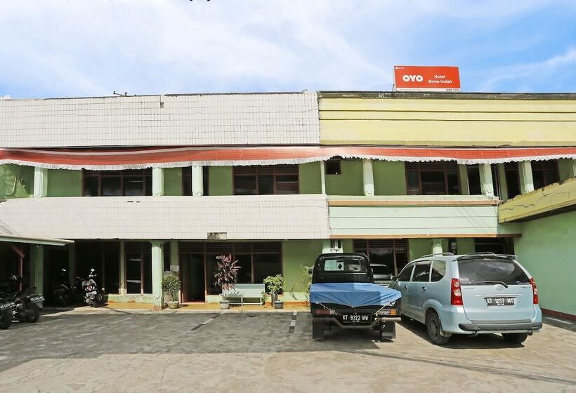 هتل Bone Indah By Oyo Rooms