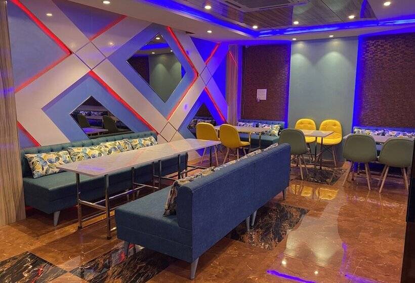 בית מלון כפרי Brij Residency