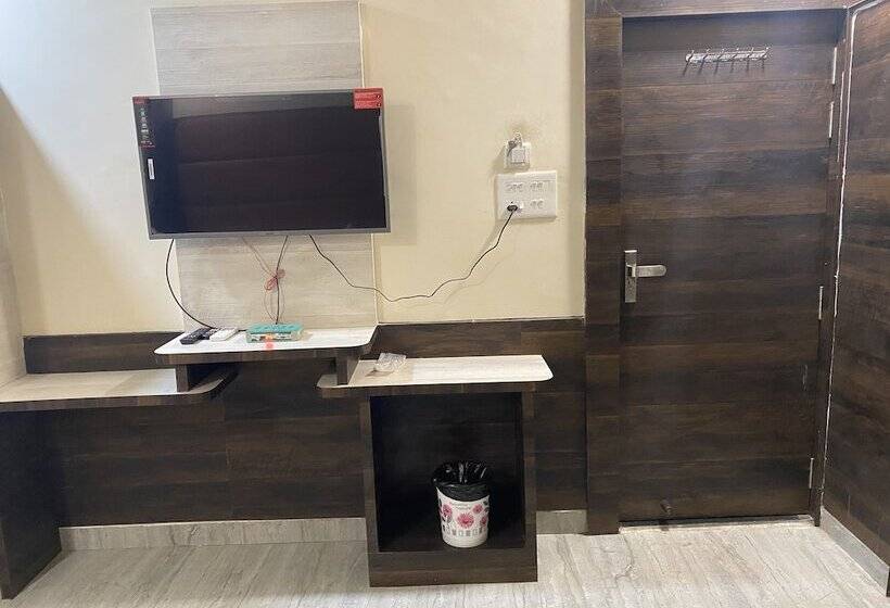 בית מלון כפרי Brij Residency