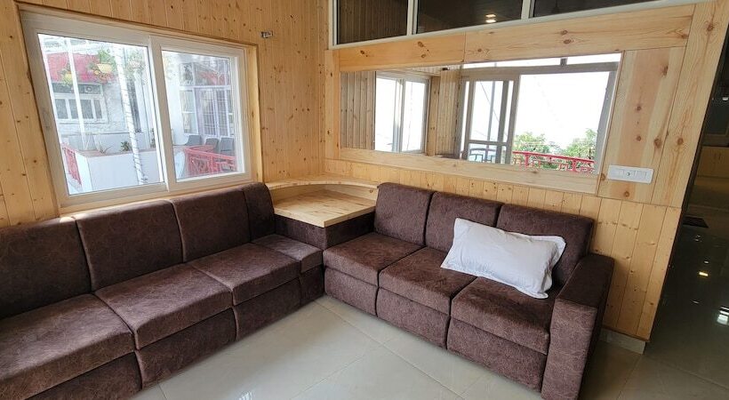 ホテル Casa Arhan Luxury Mussoorie Homestay