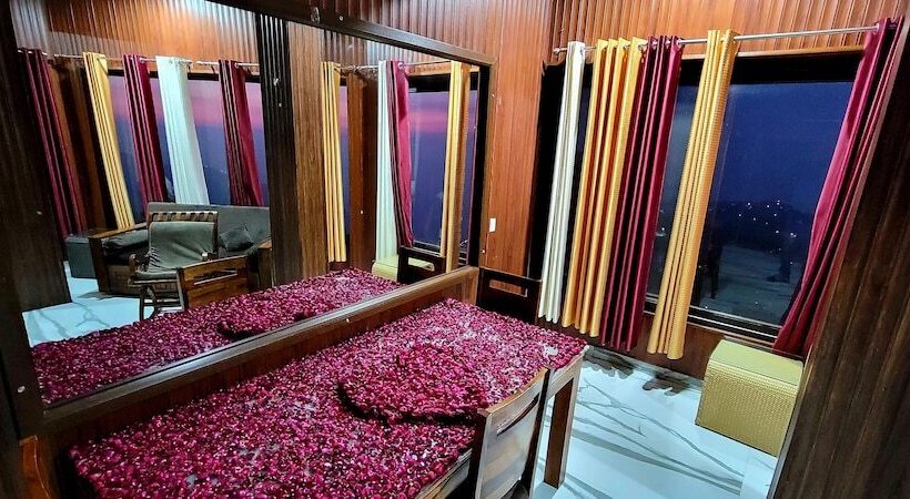 ホテル Casa Arhan Luxury Mussoorie Homestay