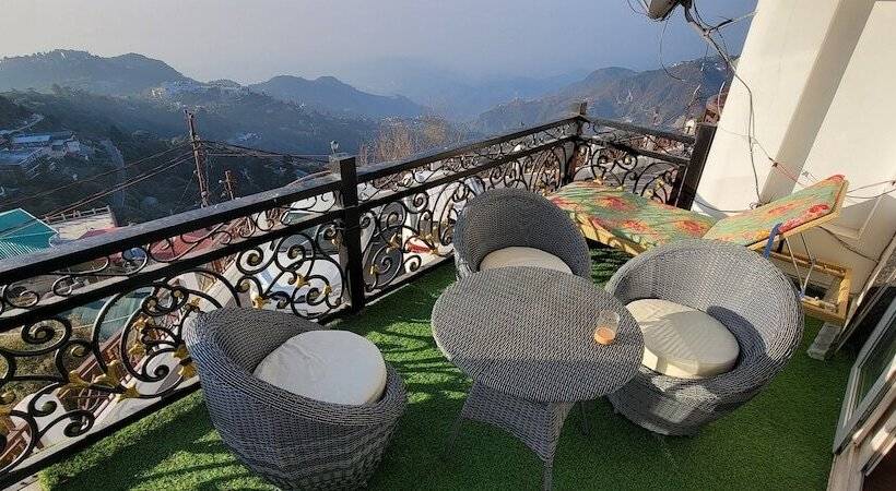 ホテル Casa Arhan Luxury Mussoorie Homestay