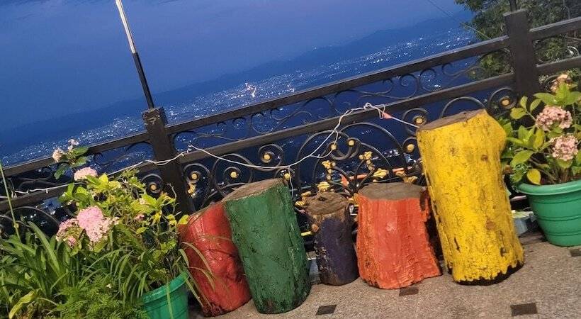 ホテル Casa Arhan Luxury Mussoorie Homestay