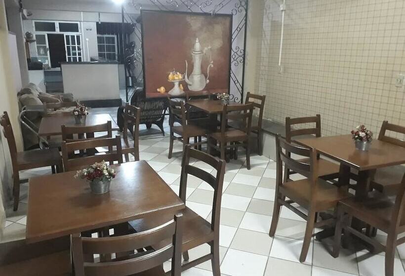 בית מלון כפרי Delta Center