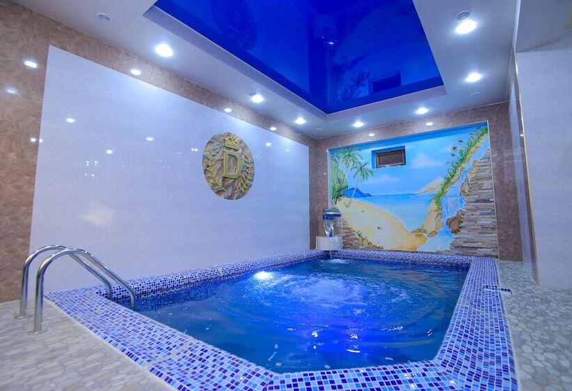 בית מלון כפרי Dendi Plaza