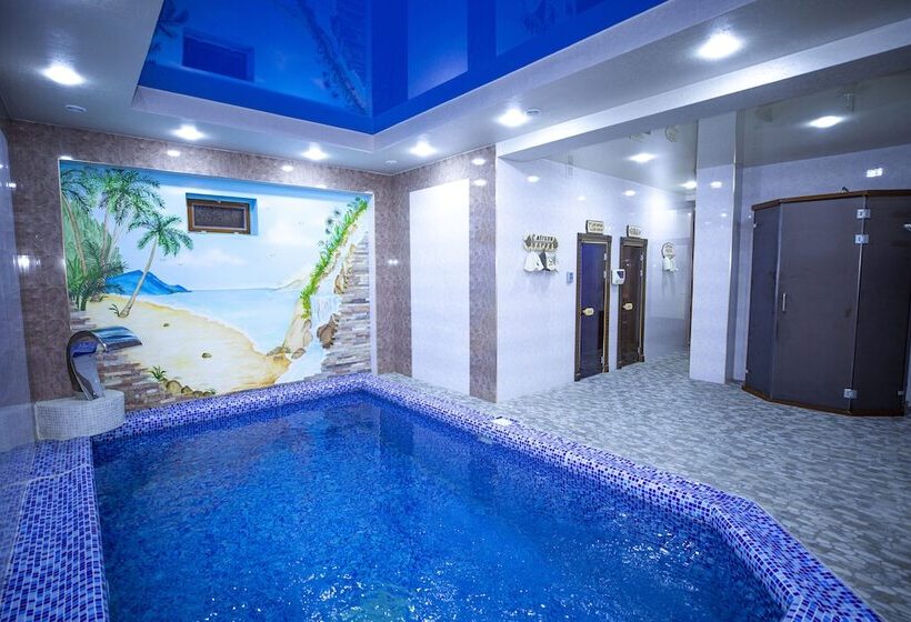 בית מלון כפרי Dendi Plaza