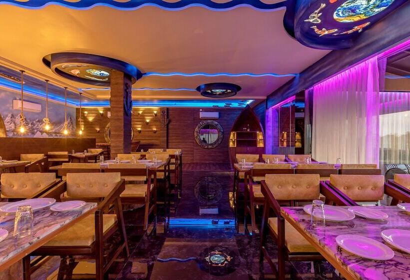 בית מלון כפרי Dio Regaalo Theme Resort