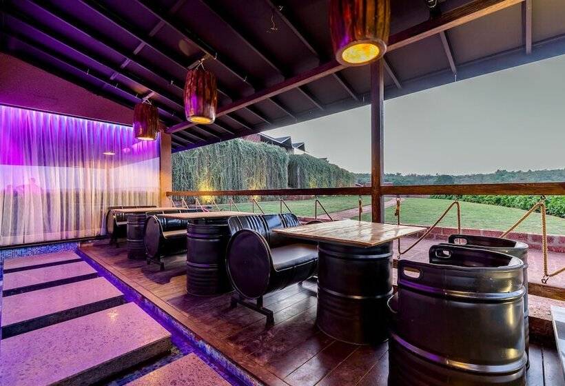 בית מלון כפרי Dio Regaalo Theme Resort