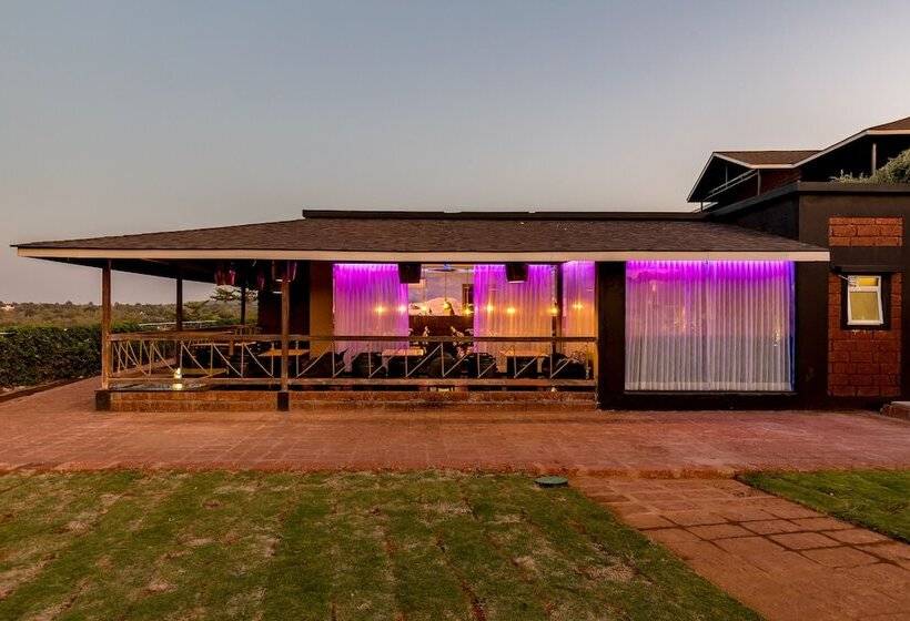 בית מלון כפרי Dio Regaalo Theme Resort