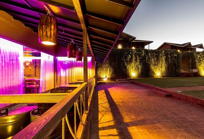 בית מלון כפרי Dio Regaalo Theme Resort