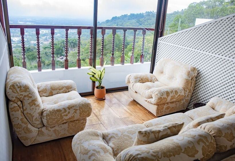 فندق Don Ernesto By La Chimba