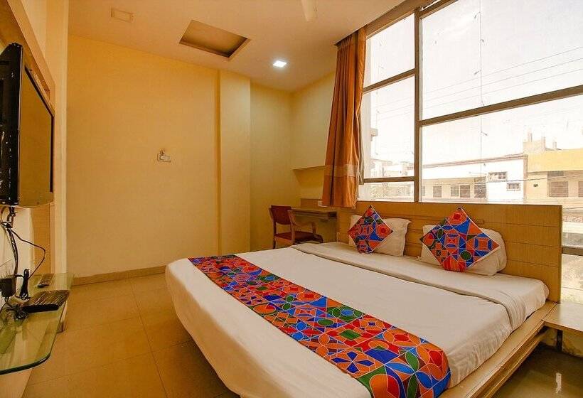 ホテル Fabexpress Maanpreet