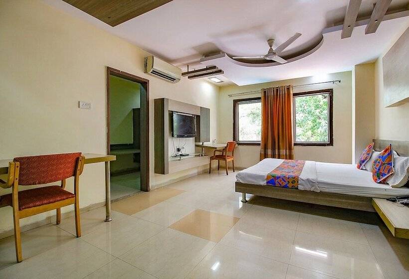 ホテル Fabexpress Maanpreet