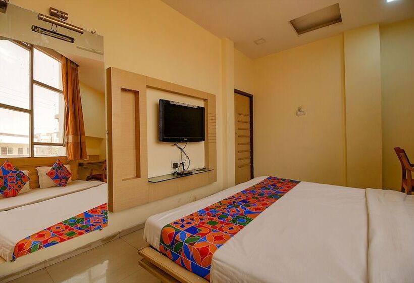 ホテル Fabexpress Maanpreet