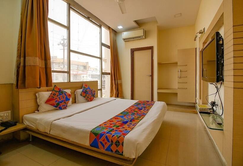 ホテル Fabexpress Maanpreet