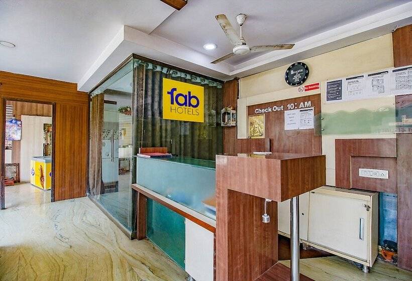 ホテル Fabexpress Maanpreet