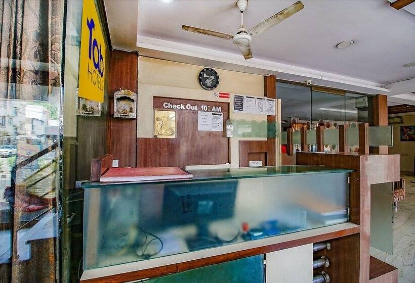 ホテル Fabexpress Maanpreet