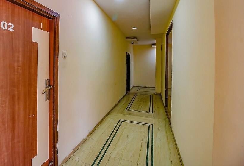 ホテル Fabexpress Maanpreet