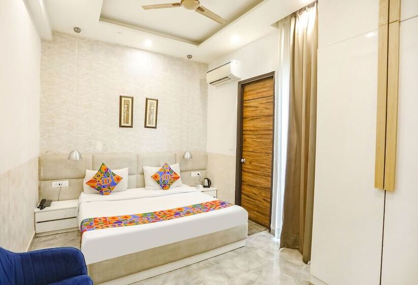 Fabhotel F9 Sector 19