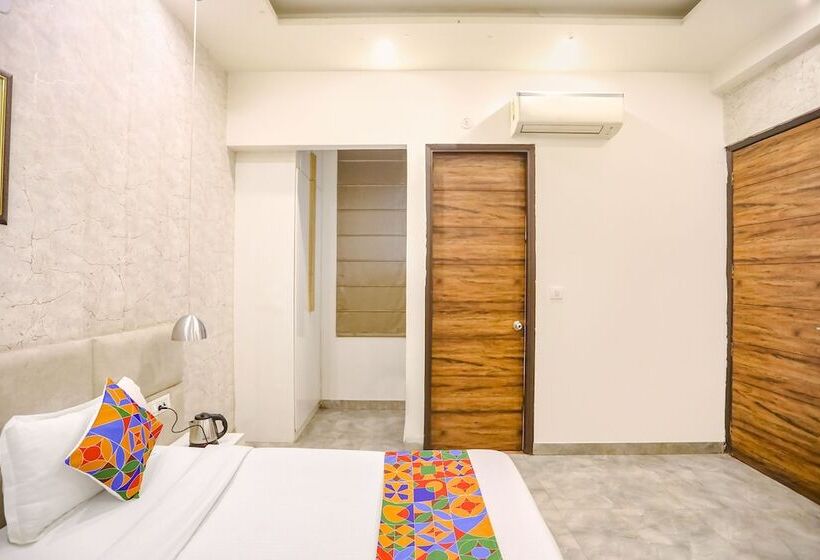 Fabhotel F9 Sector 19
