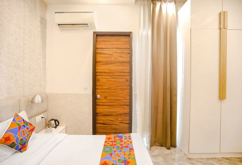 Fabhotel F9 Sector 19